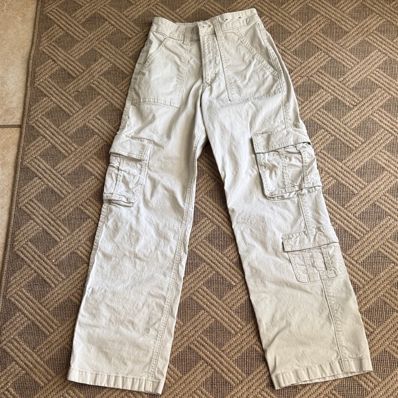 Hollister Women’s Ultra High Rise Baggy Light Tan Cargo Pants - Picture 1 of 5
